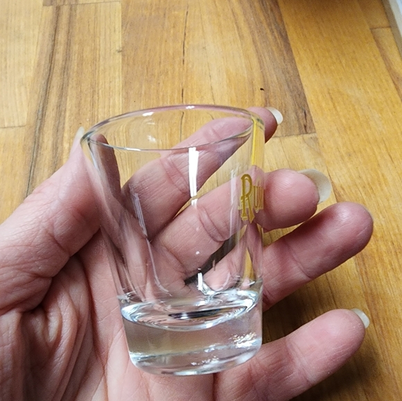 Set of 4 Rum Chata Shot Glasses - Picture 4 of 7